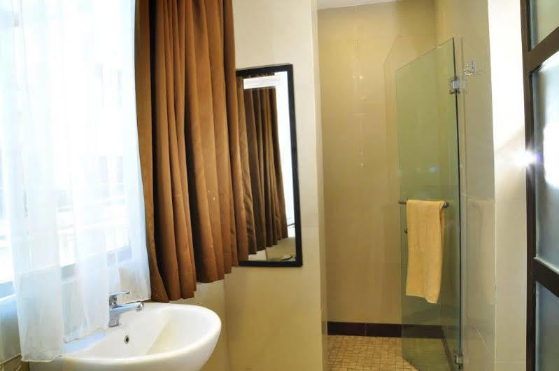קוטה לומבוק Guest House Matahari מראה חיצוני תמונה